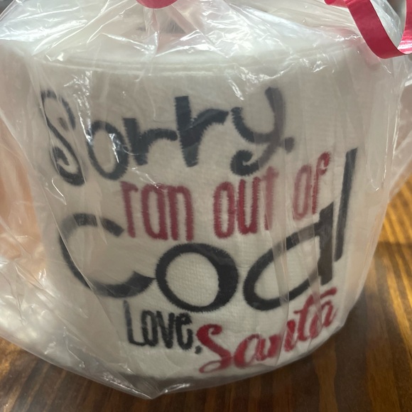 NIP Embroidered Christmas Toilet Paper - Picture 2 of 2